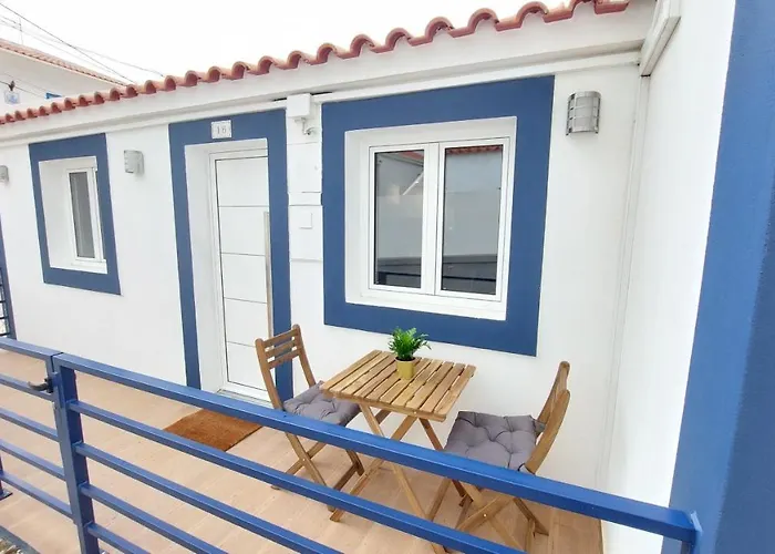 Airport House *